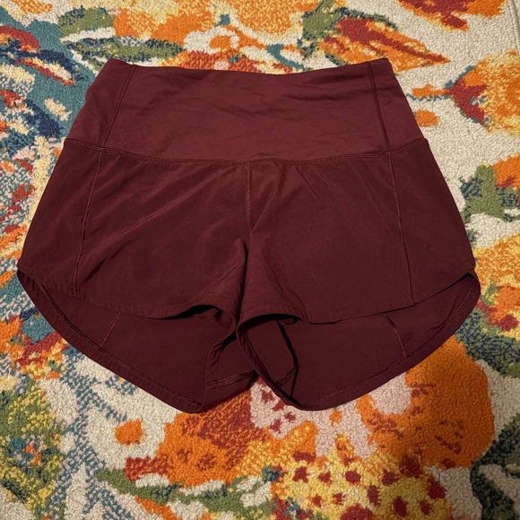 Size 2 Lululemon speed up shorts 2.5” inseam maroon - Picture 1 of 3
